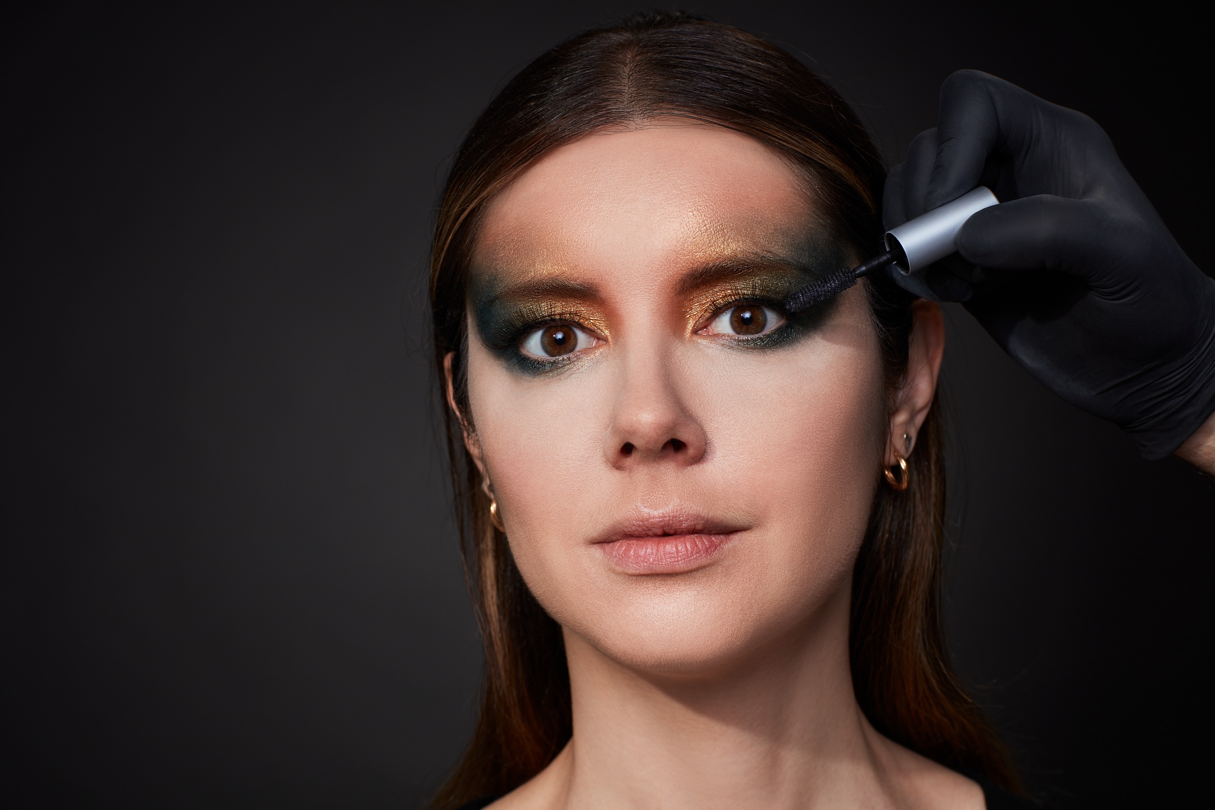 Makeup-application-halloween-medusa-3-082023-Web-Rendition