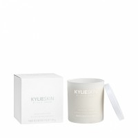 Kylie Cosmetics Snow Pine Candle