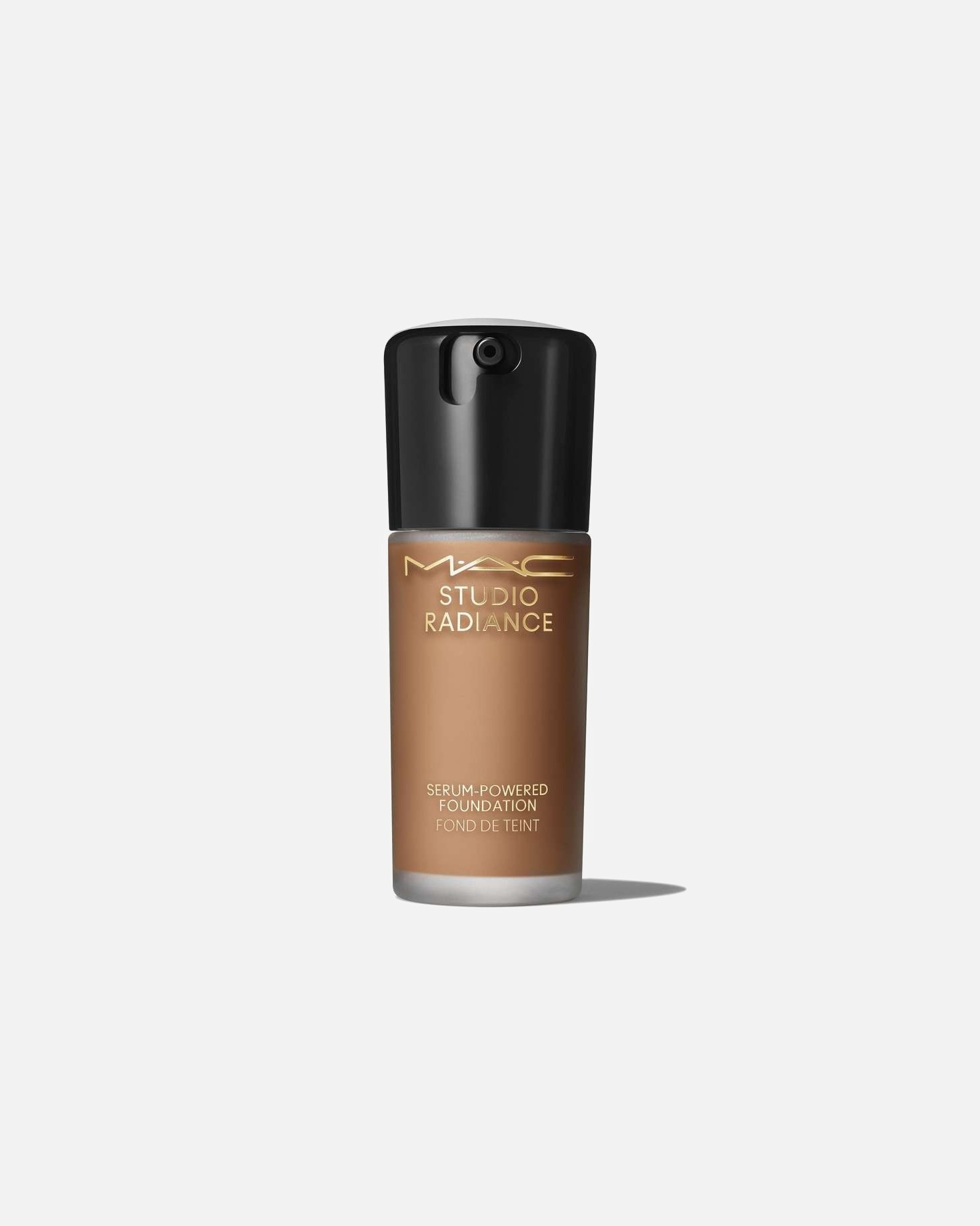 Make-up po UnisexMACStudioRadiance Serum Powdered FoundationNC60