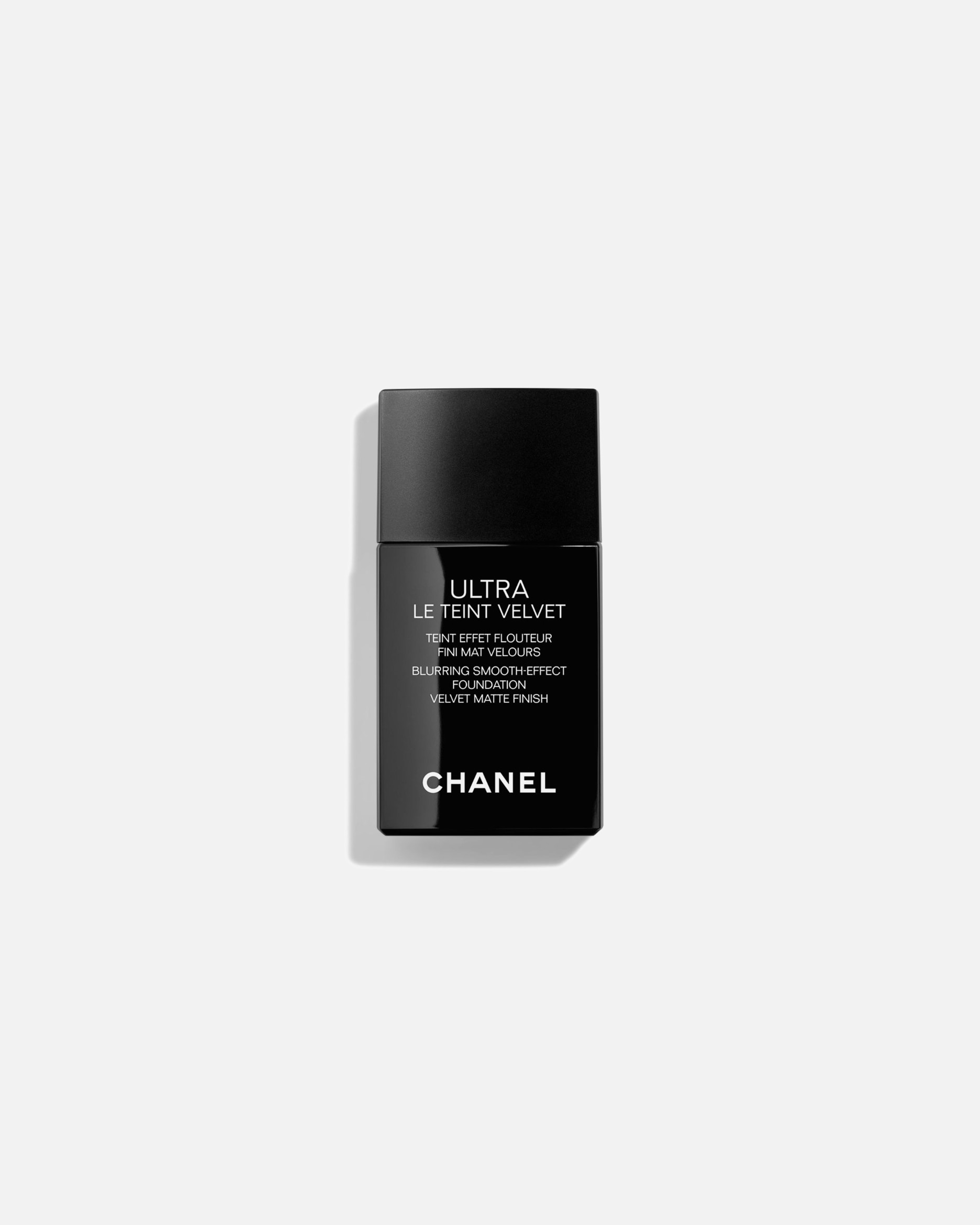 Make-up po UnisexCHANELULTRA LE TEINTVYHLAZUJÍCÍ MAKE-UP SO SAMETOVĚ MATNÝM VZHLEDEMBR22 - BR22