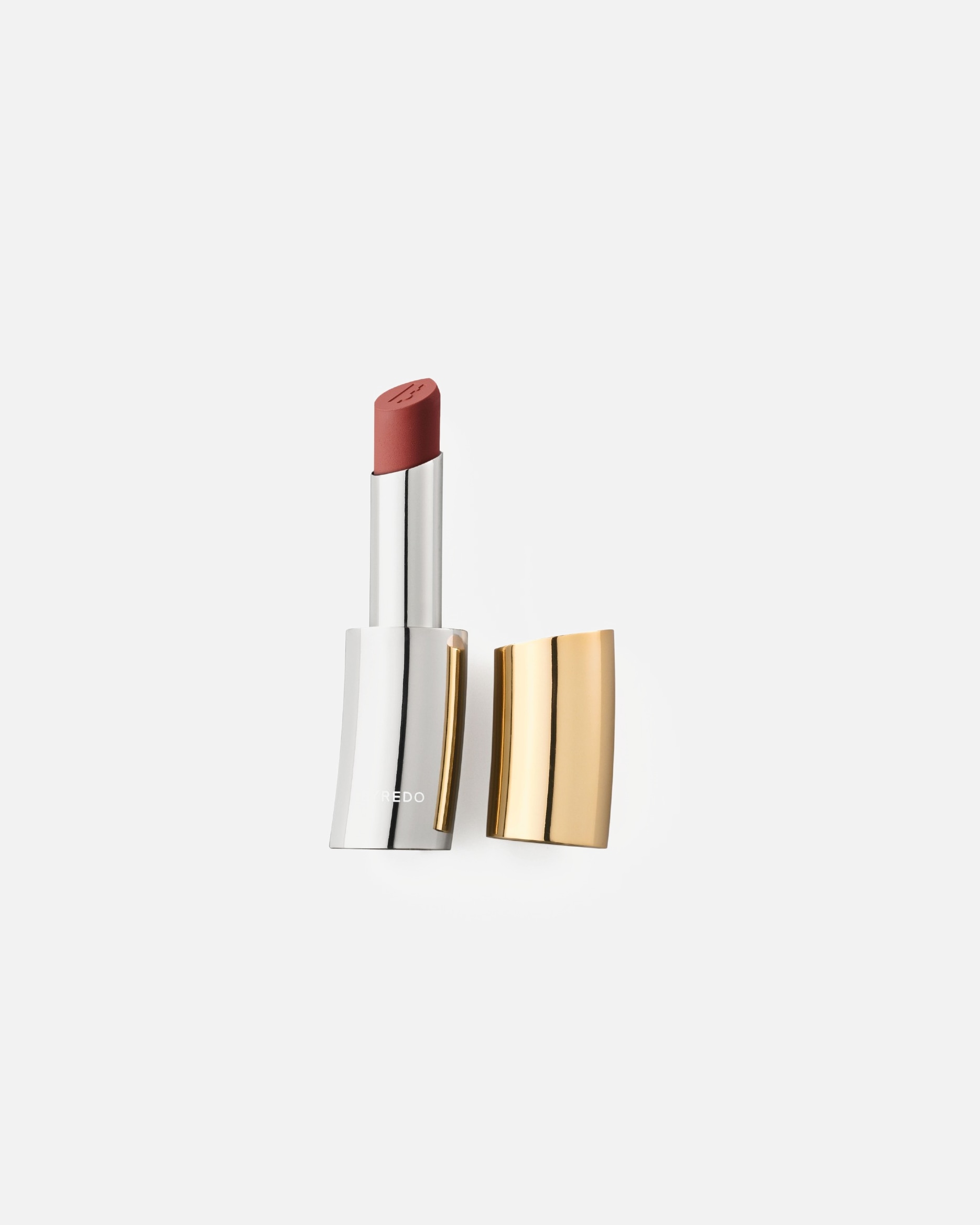 Rtěnka po Pro ženyBYREDO#INNERBEAUTYLipstick MATTEON THE EDGE