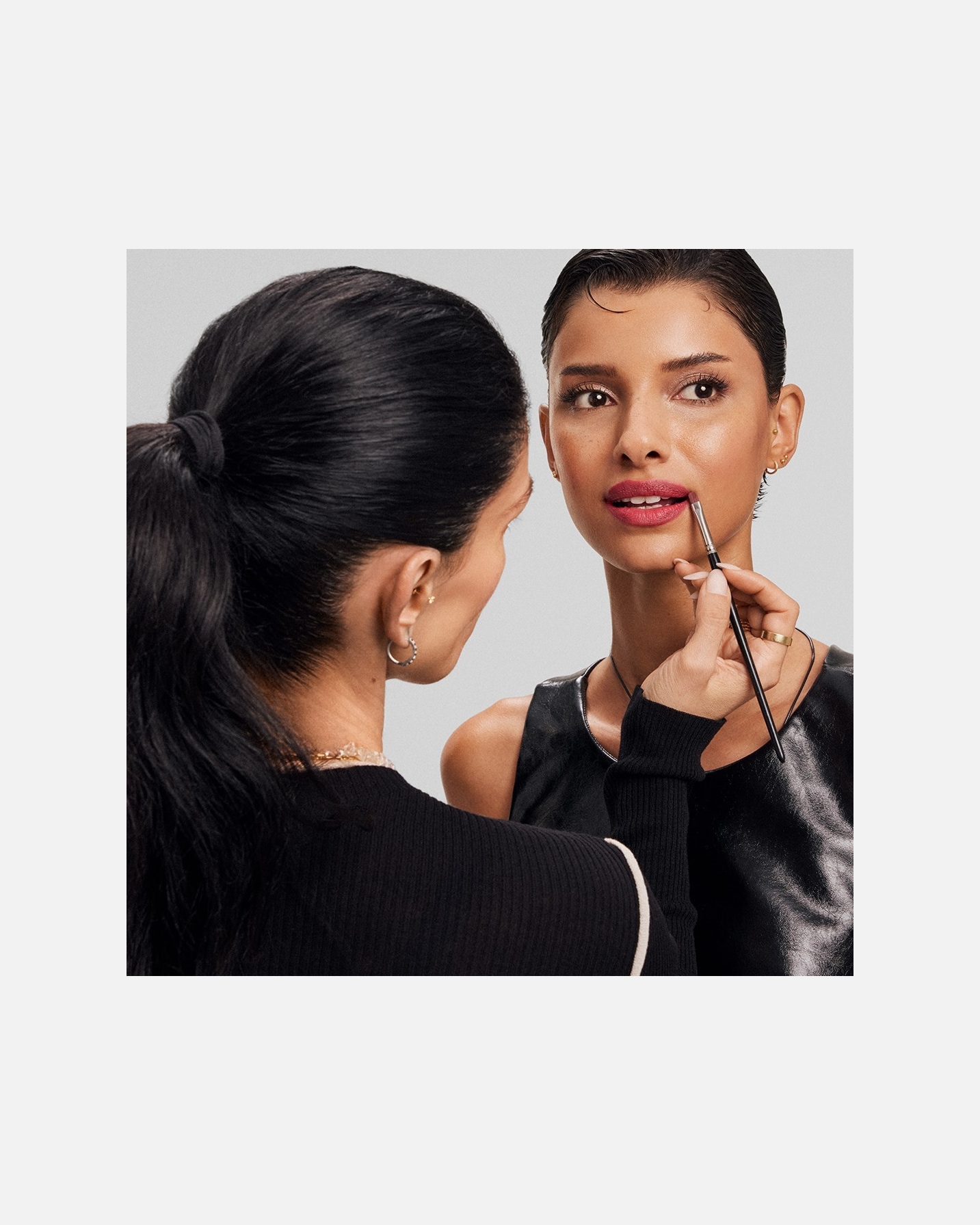 Make-up Training po UnisexDouglas#INNERBEAUTYMAKE-UP SCHOOL45 minut