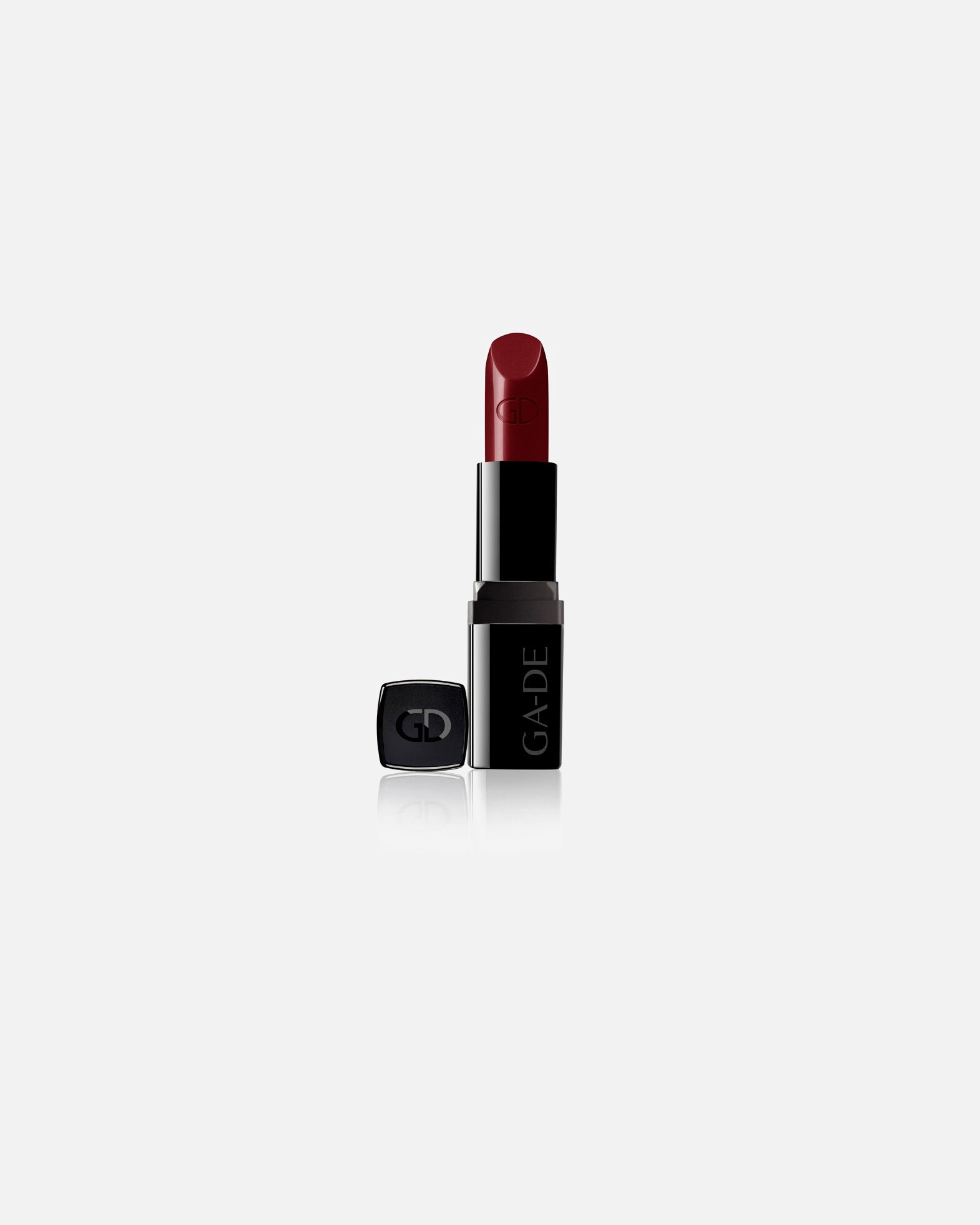 Rtěnka po Pro ženyGA-DETrue Color Satin Lipstick186 Red Berry