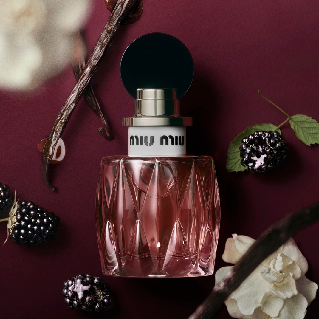 miumiu_fraw_miutine_INTENSE_50ml_2026_flacon_trio_ingredients_V10_1x1.jpg