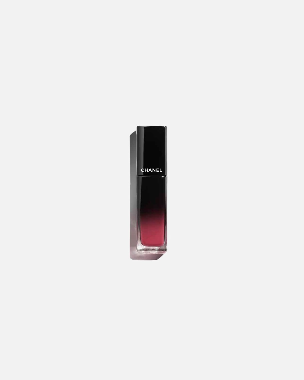 Barva na rty po Pro ženyCHANELROUGE ALLURETEKUTÁ RTĚNKA S DLOUHOTRVAJÍCÍM LESKEM66 PERMANENT 5.5ML